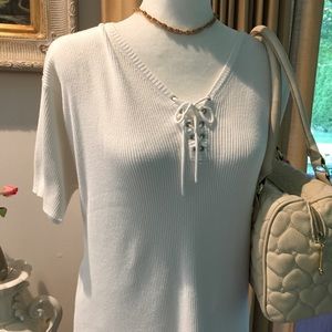 White Ribbed Lace Up V-Neck Short Sleeved Sweater